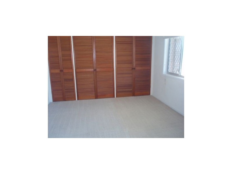 4/16 Anne Avenue, Broadbeach QLD 4218