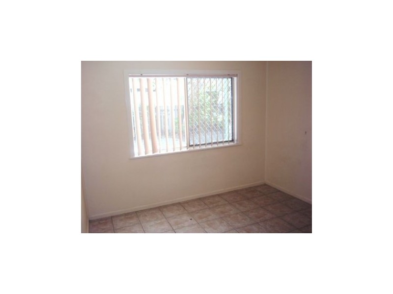 1/6 George Avenue, Broadbeach QLD 4218