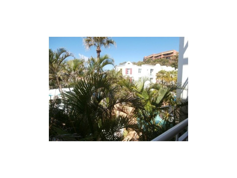 37/28 “Santorini By The Sea” Nobby Beach, Mermaid Beach QLD 4218