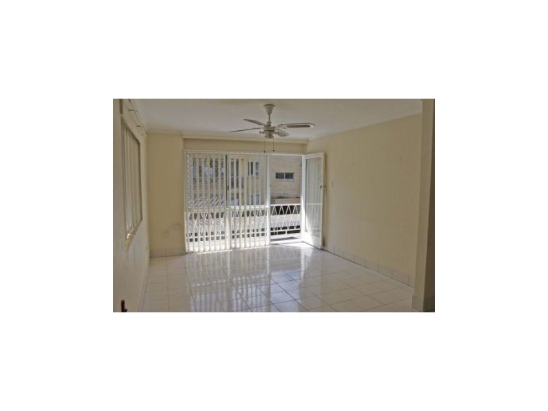 5/75 Old Burleigh Road, Broadbeach QLD 4218