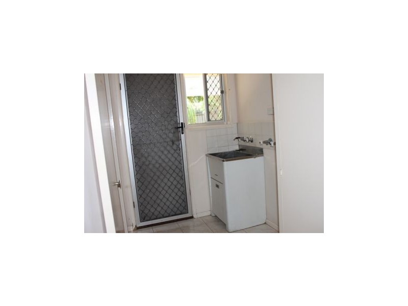 33 Seagull Avenue, Nobby Beach QLD 4218