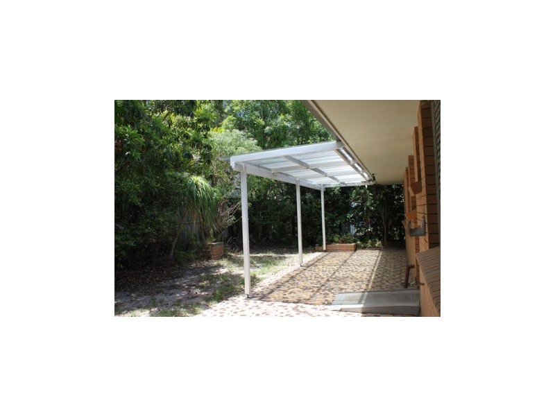 33 Seagull Avenue, Nobby Beach QLD 4218