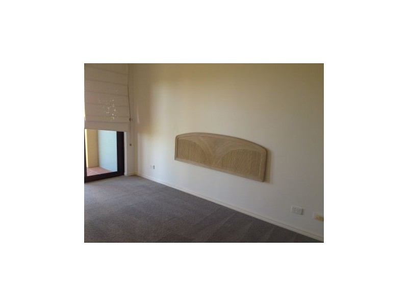 D4/1 “Magic Mountain” Great Hall Drive, Miami QLD 4220