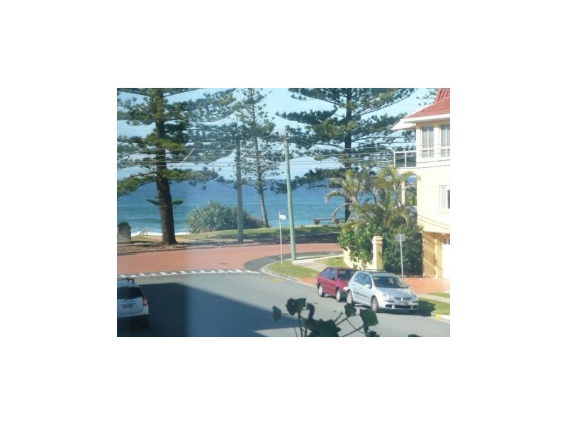 8/2 Nagel Avenue, Miami QLD 4220