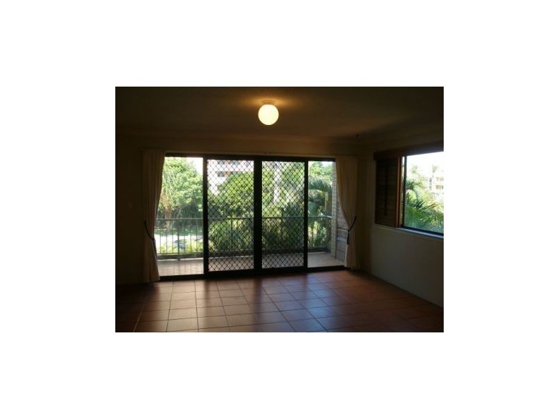 3/21 Australia Avenue, Broadbeach QLD 4218