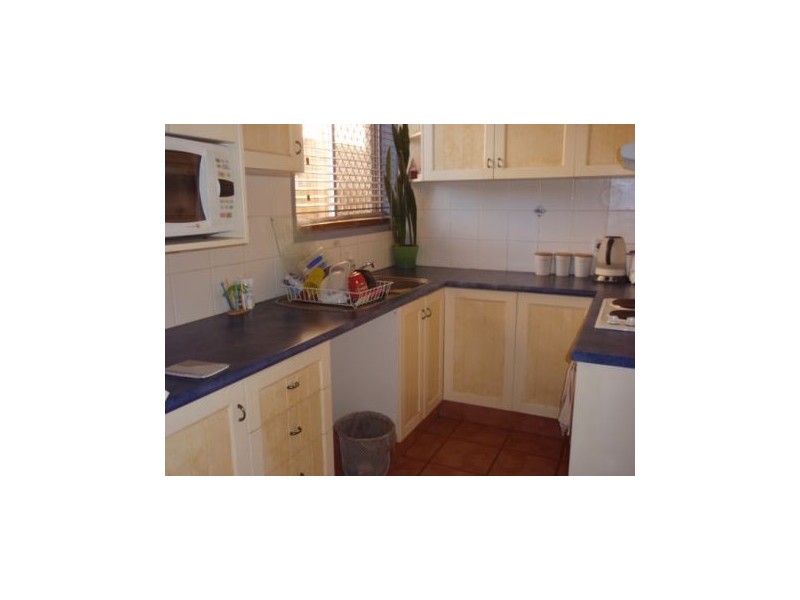 1/20 Mary Avenue, Broadbeach QLD 4218