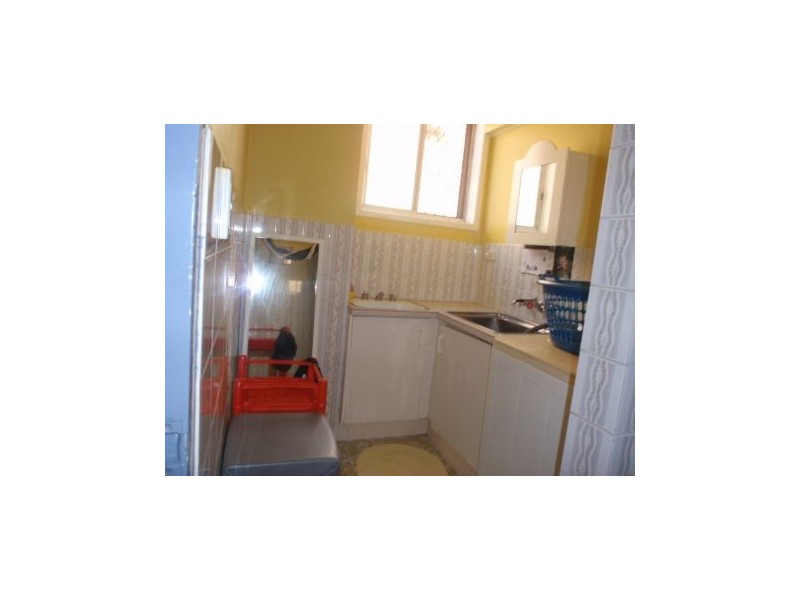 1/20 Mary Avenue, Broadbeach QLD 4218