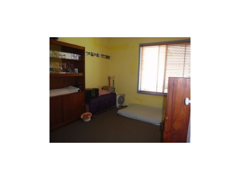 1/20 Mary Avenue, Broadbeach QLD 4218