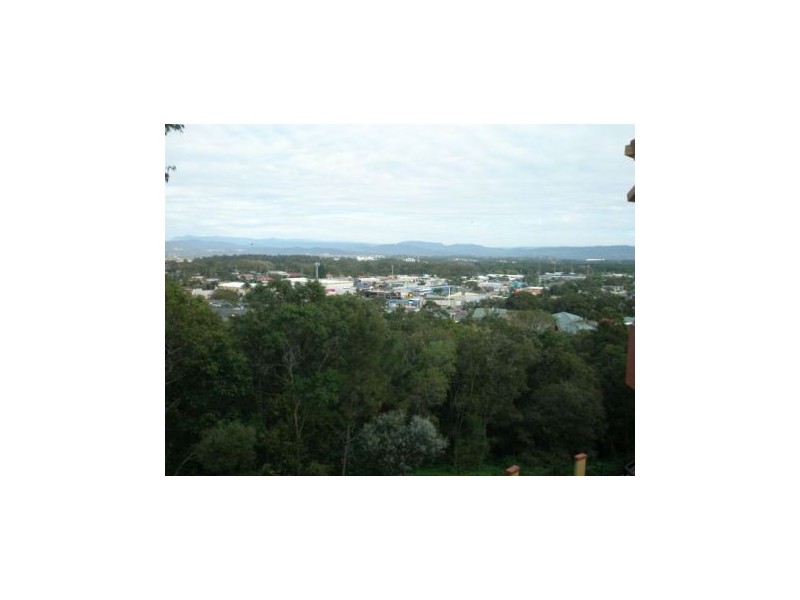 E27/1 Great Hall Drive, Nobby Beach QLD 4218