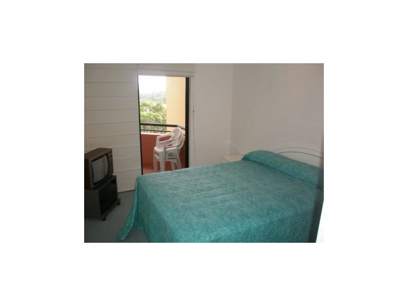 E27/1 Great Hall Drive, Nobby Beach QLD 4218