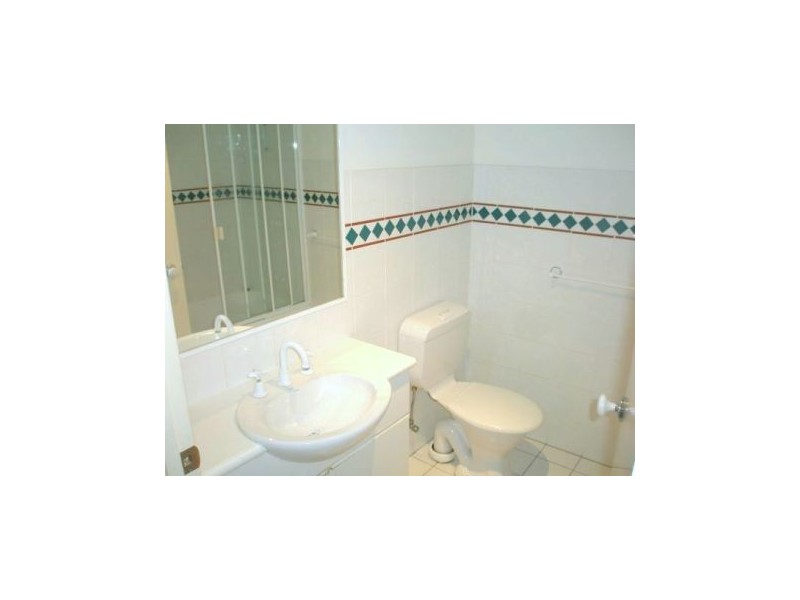 E27/1 Great Hall Drive, Nobby Beach QLD 4218