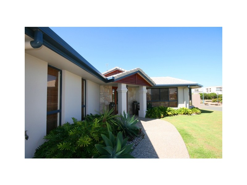 14 KOMODO CRT, Kawana Island QLD 4575