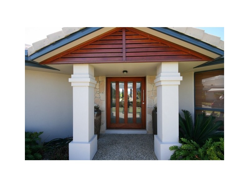 14 KOMODO CRT, Kawana Island QLD 4575