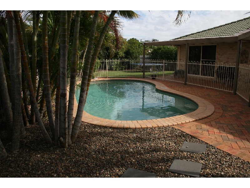 Cnr Sweetbrush & Birch, Mountain Creek QLD 4557