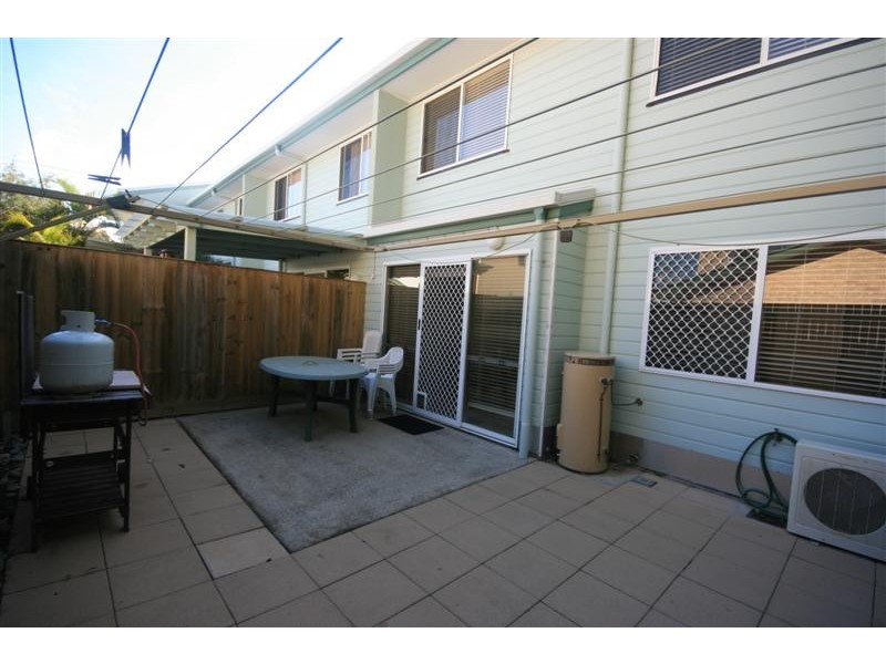 4/63 Cassia Av, Coolum Beach QLD 4573