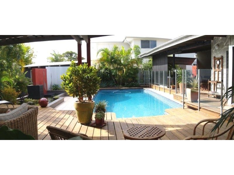 18 Sugar Road North, Maroochydore QLD 4558