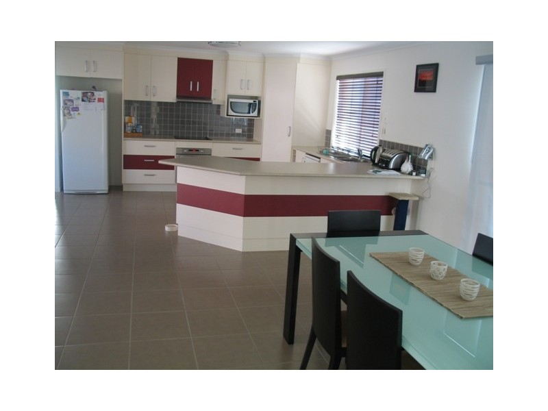 62 Huntley Pl, Caloundra QLD 4551