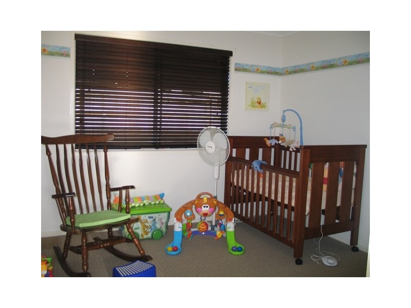 62 Huntley Pl, Caloundra QLD 4551