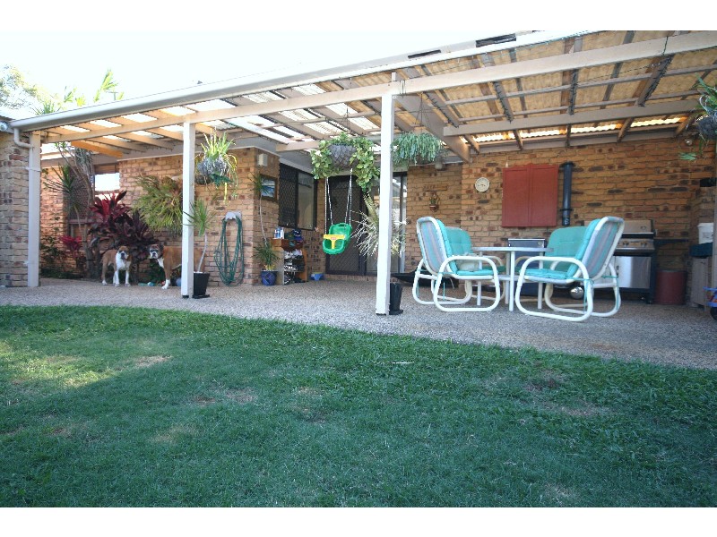 27 Murrindi Street, Minyama QLD 4575