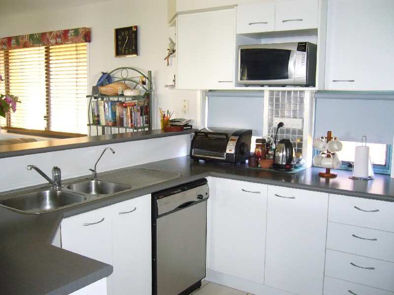 10 Peatling Lane, Twin Waters QLD 4564