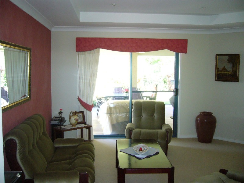 10 Peatling Lane, Twin Waters QLD 4564