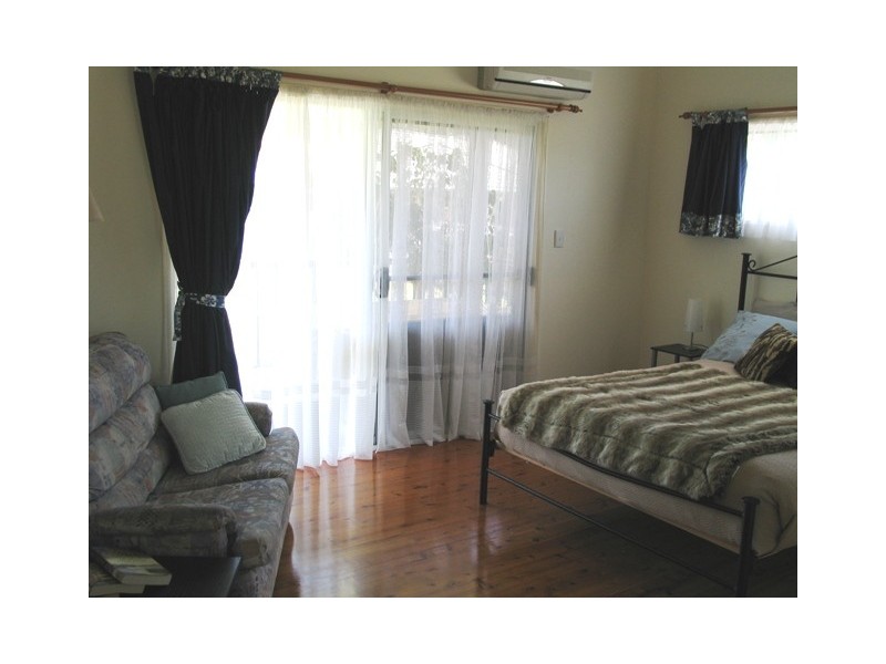 7 Phar Lap Ct, Little Mountain QLD 4551