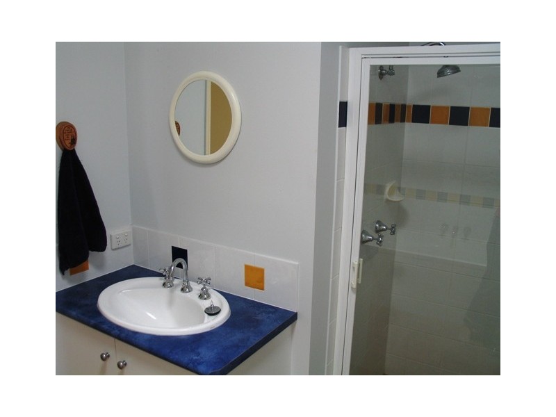 7 Phar Lap Ct, Little Mountain QLD 4551