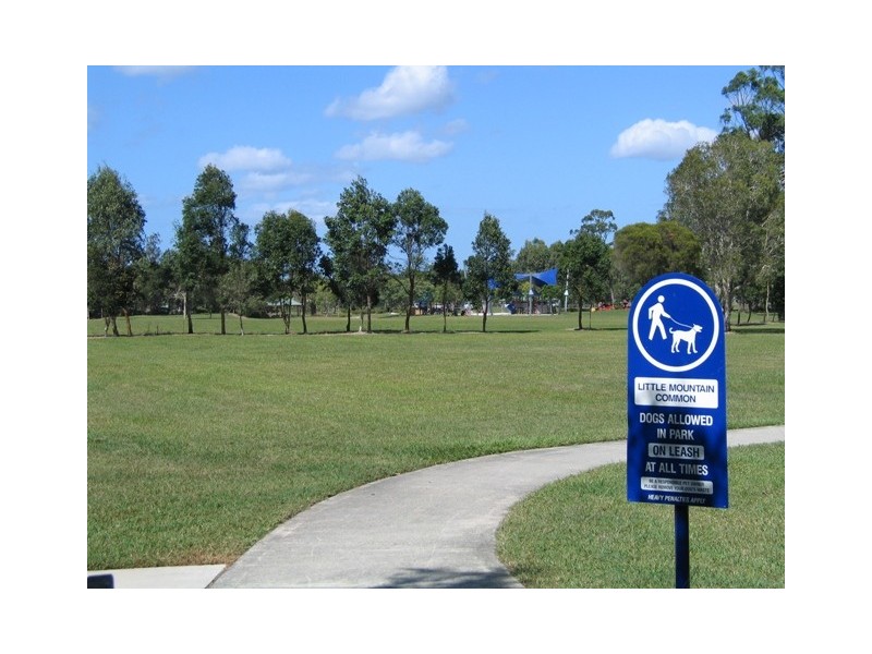 7 Phar Lap Ct, Little Mountain QLD 4551