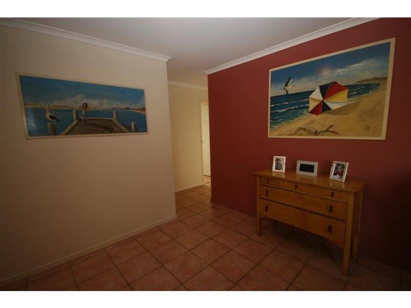 34 Dame Patti Dr, Sunrise Beach QLD 4567