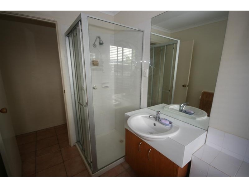 34 Dame Patti Dr, Sunrise Beach QLD 4567