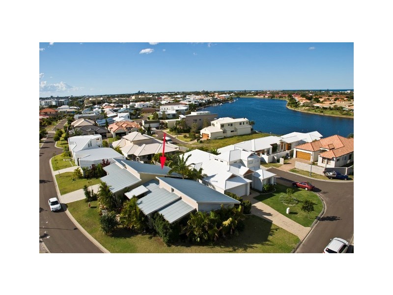 4 MALDIVES PLACE, Kawana Island QLD 4575