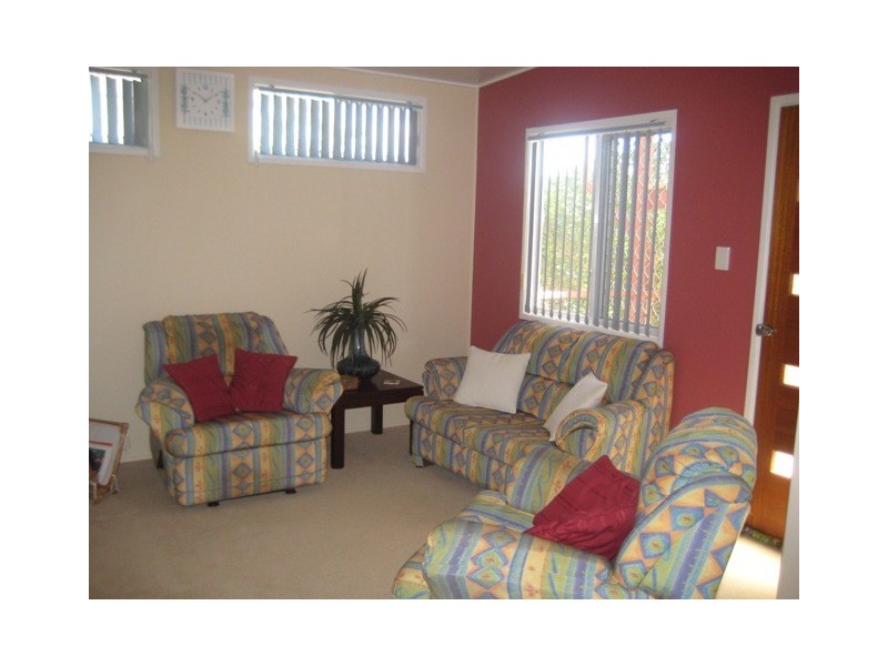 80 Nothling St, Moffat Beach QLD 4551