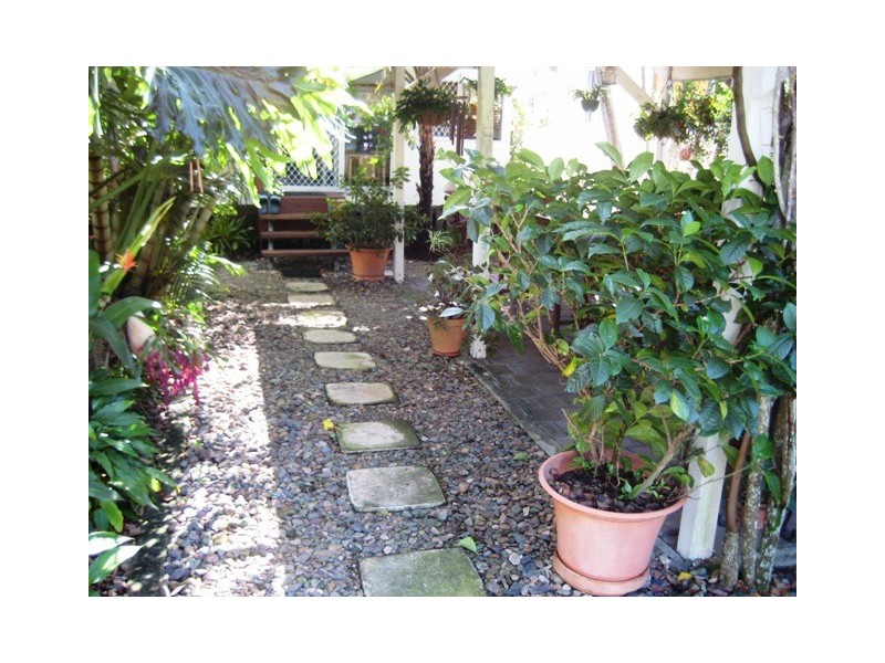 80 Nothling St, Moffat Beach QLD 4551