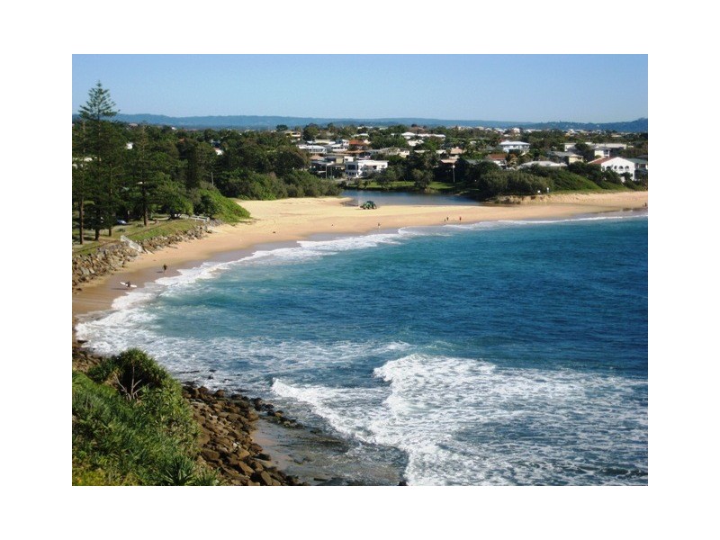 80 Nothling St, Moffat Beach QLD 4551