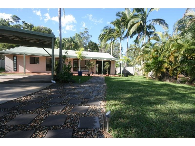 4 Harlow Crescent, Tewantin QLD 4565