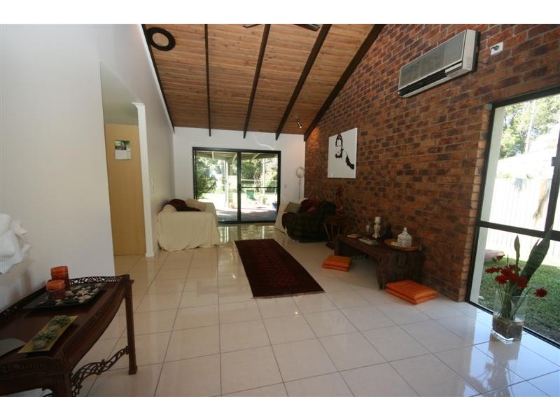 4 Harlow Crescent, Tewantin QLD 4565