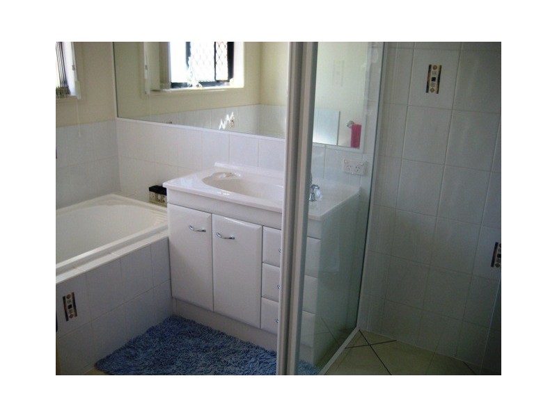 43 HUNTLEY PL, Caloundra West QLD 4551