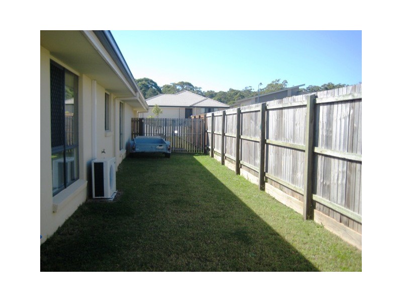 43 HUNTLEY PL, Caloundra West QLD 4551