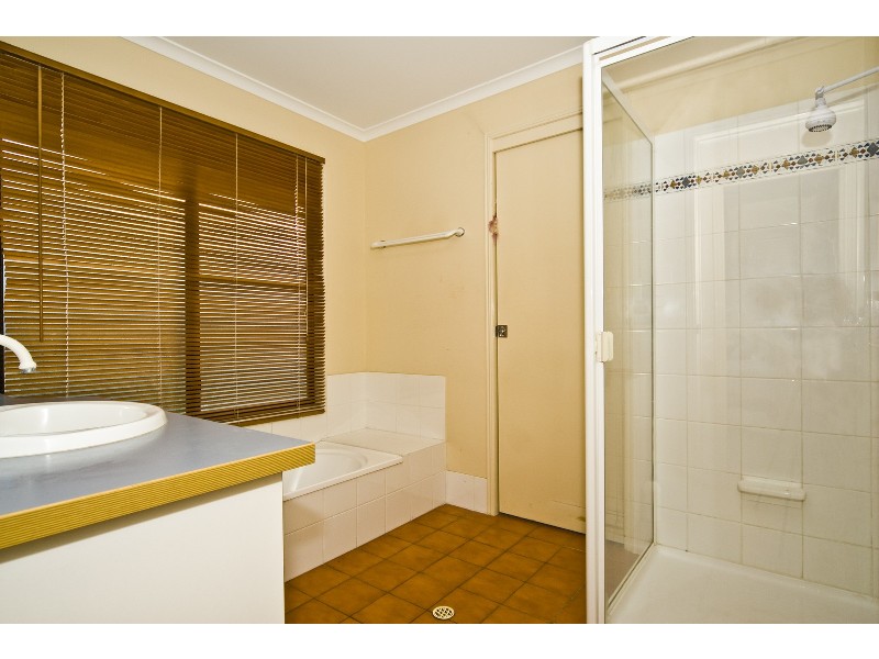 2 Summerfield Court, Bli Bli QLD 4560
