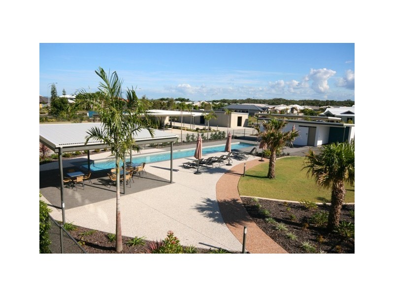 19/4 GRAND PDE, Kawana Island QLD 4575