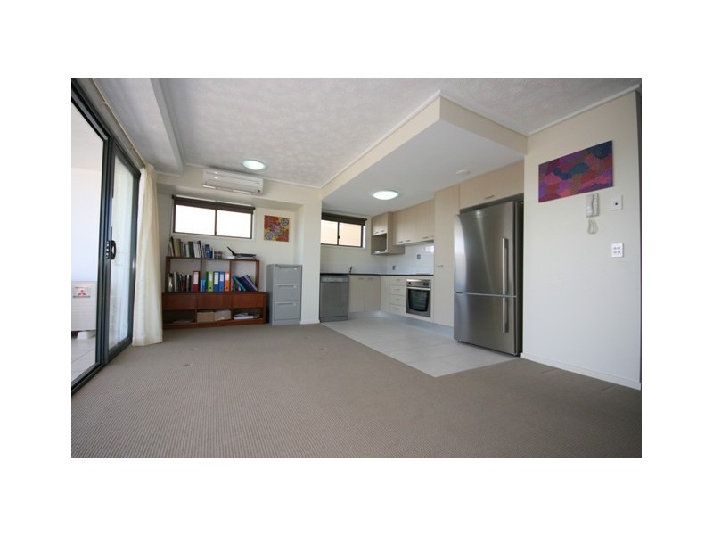 19/4 GRAND PDE, Kawana Island QLD 4575