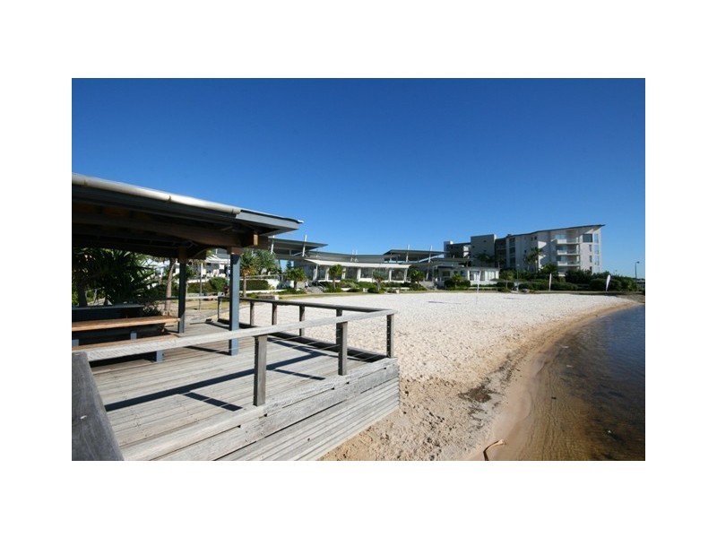 19/4 GRAND PDE, Kawana Island QLD 4575
