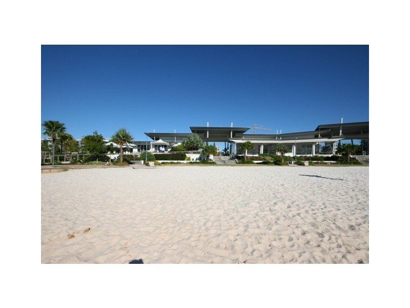 19/4 GRAND PDE, Kawana Island QLD 4575