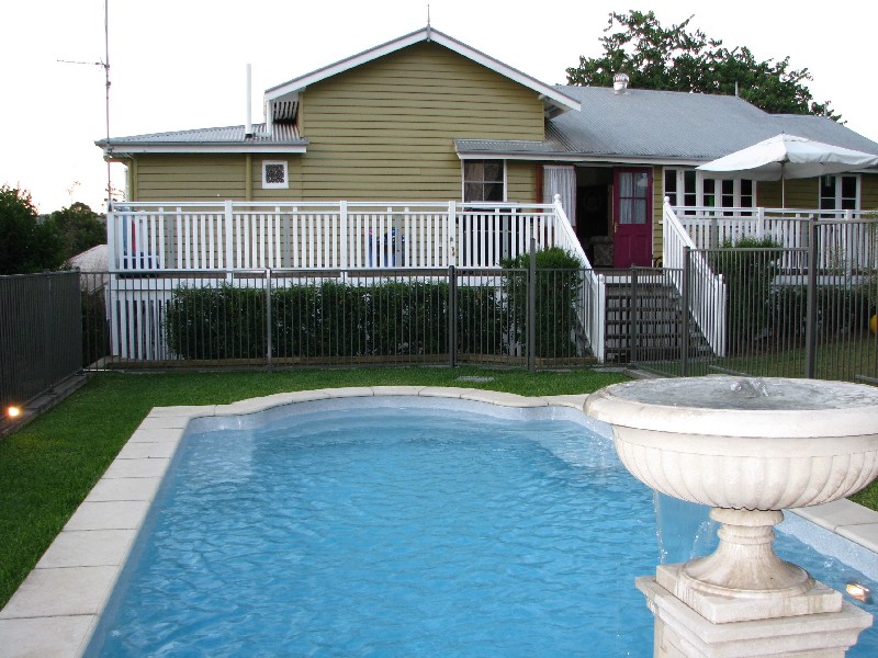 12 ELIZABETH STREET, Nambour QLD 4560