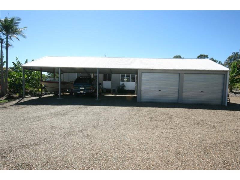 13 Flooded Gum Pl, Cooroy QLD 4563