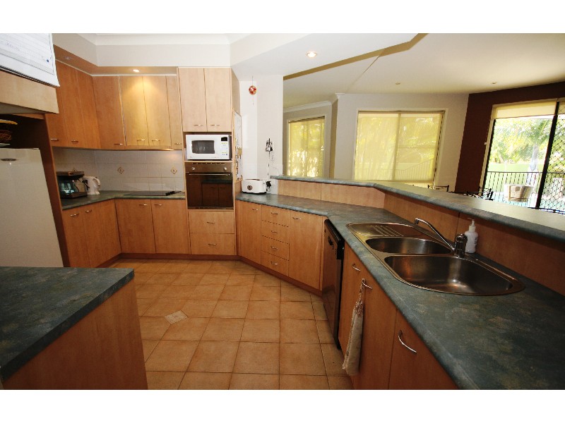 14 Phoenix Cct, Sippy Downs QLD 4556