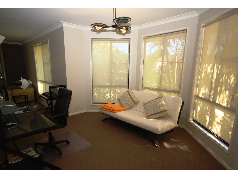 14 Phoenix Cct, Sippy Downs QLD 4556