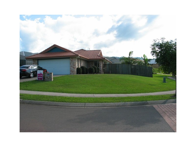 13 MCKINNON DRIVE, Burnside QLD 4560