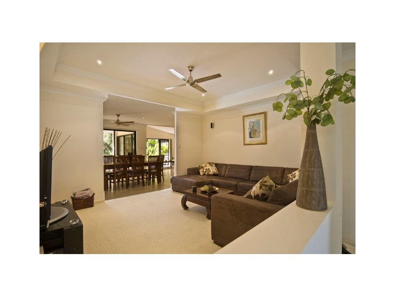 21 THE DALES CRESCENT, Little Mountain QLD 4551