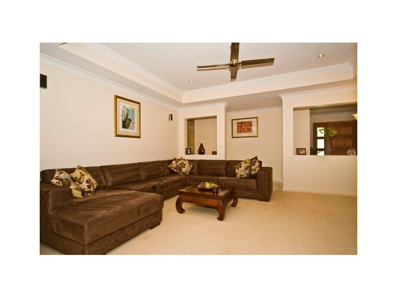 21 THE DALES CRESCENT, Little Mountain QLD 4551